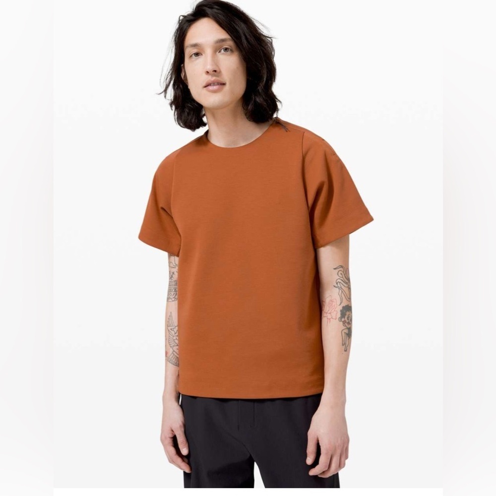 Lululemon Men’s Confluence Short Sleeve Crew